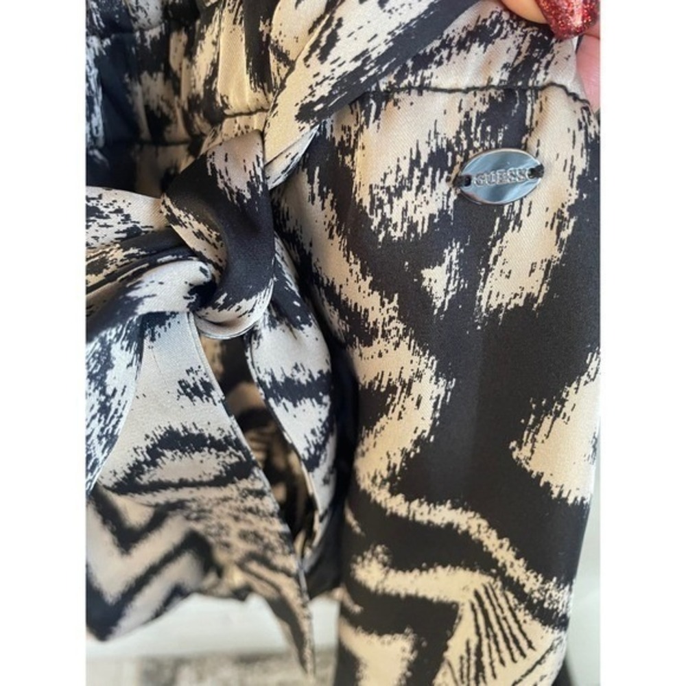 Guess Tribal Print Flounce Sleeve Belted Romper Size S Boho Summer Jumpsuit Mini - Picture 5 of 7